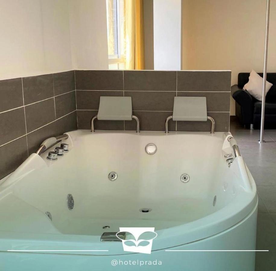 Hotel Prada Sas Бельо Экстерьер фото